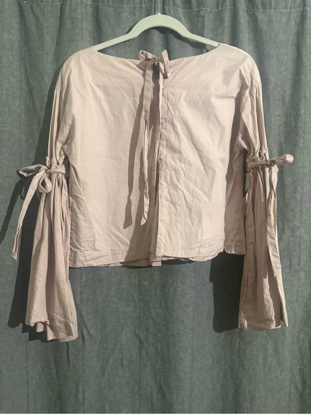 Free People light pale
